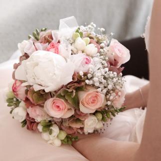bouquet compatto rosa romantico